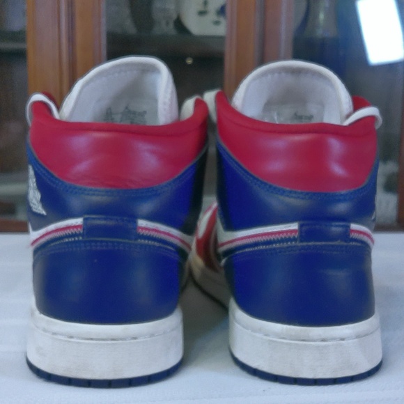 EC Nike Air Jordan 1 Retro ‘USA’ Mid SE Sneakers Woman’s Sz US 8.5/EU 40 - Picture 4 of 12